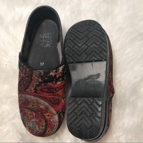 Dansko Clogs - Picture 4 of 8